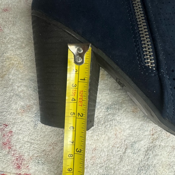 Blue Boots - Picture 6 of 6